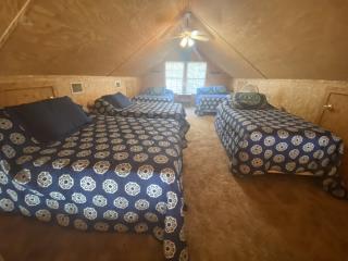 busbys_bungalow_2024_024