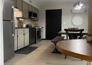 owls_nest_kitchen_001